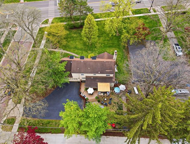 2808 E Broad Street, Bexley, OH 43209