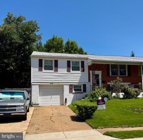 711 APPLETREE CT, Claymont, DE 19703