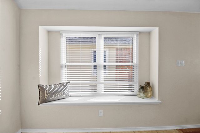 604 Brookbank Drive, Crowley, TX 76036