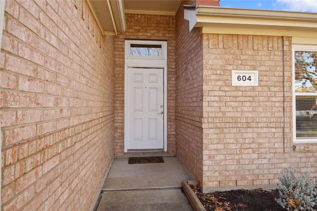 604 Brookbank Drive, Crowley, TX 76036