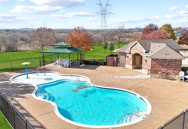 604 Brookbank Drive, Crowley, TX 76036