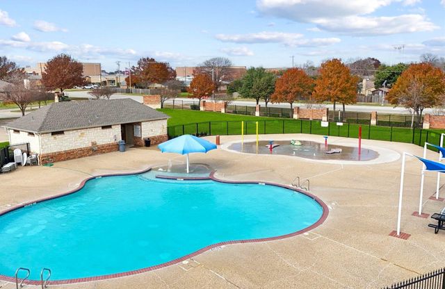 604 Brookbank Drive, Crowley, TX 76036