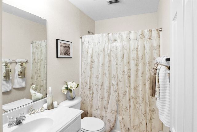 604 Brookbank Drive, Crowley, TX 76036