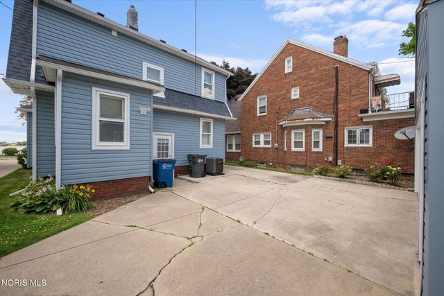 5020 Ottawa River Road, Toledo, OH 43611