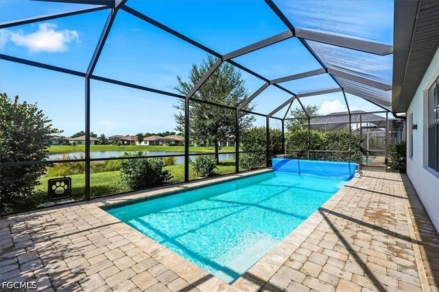 10761 Firebush CIR, North Fort Myers, FL 33917