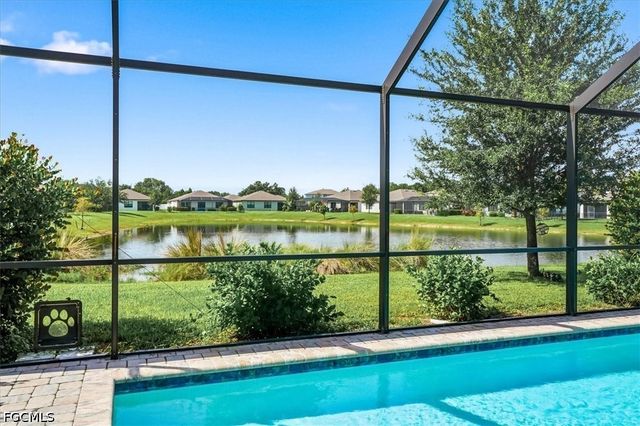 10761 Firebush CIR, North Fort Myers, FL 33917