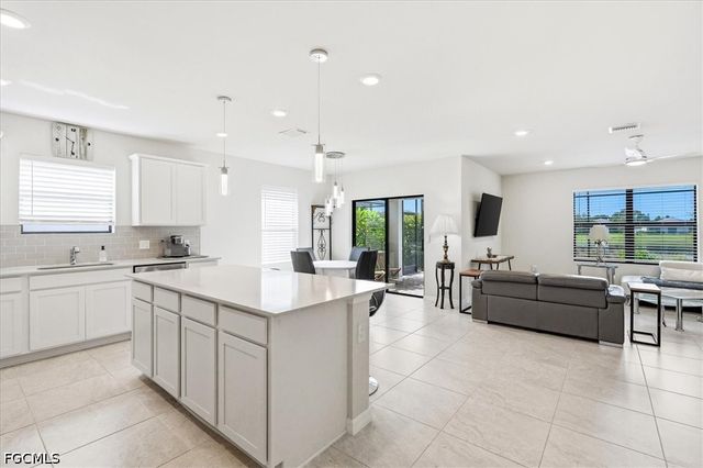 10761 Firebush CIR, North Fort Myers, FL 33917