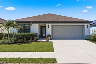 10761 Firebush CIR, North Fort Myers, FL 33917