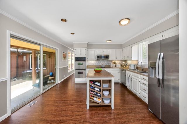 114 Fairways Dr, Hendersonville, TN 37075