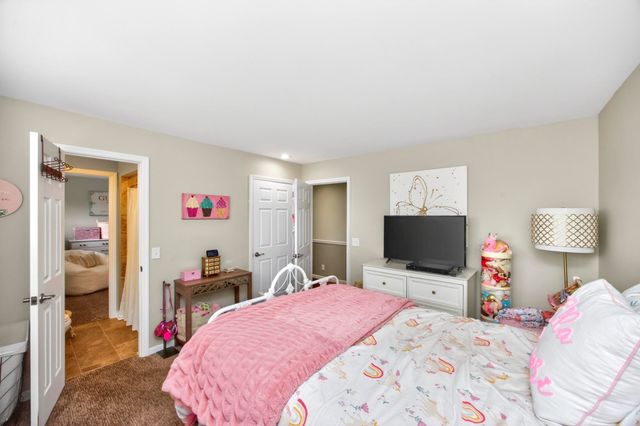 114 Fairways Dr, Hendersonville, TN 37075