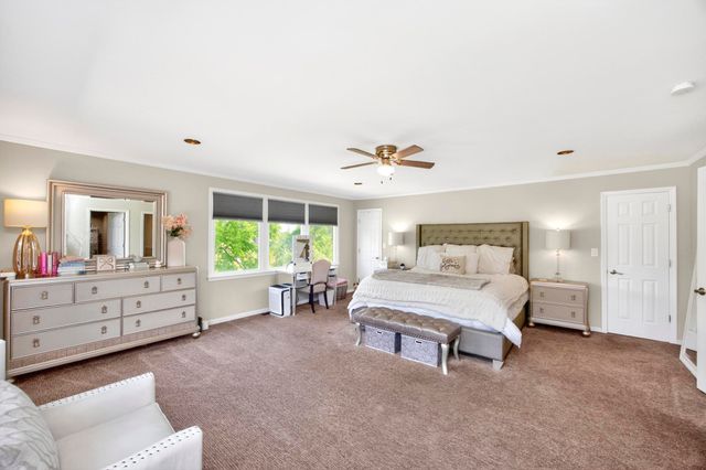 114 Fairways Dr, Hendersonville, TN 37075