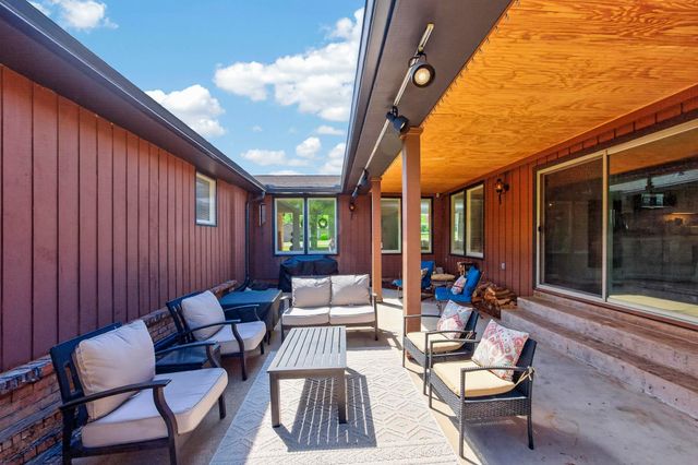 114 Fairways Dr, Hendersonville, TN 37075