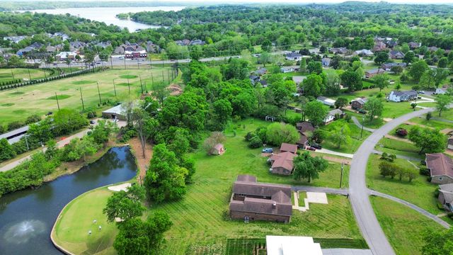 114 Fairways Dr, Hendersonville, TN 37075