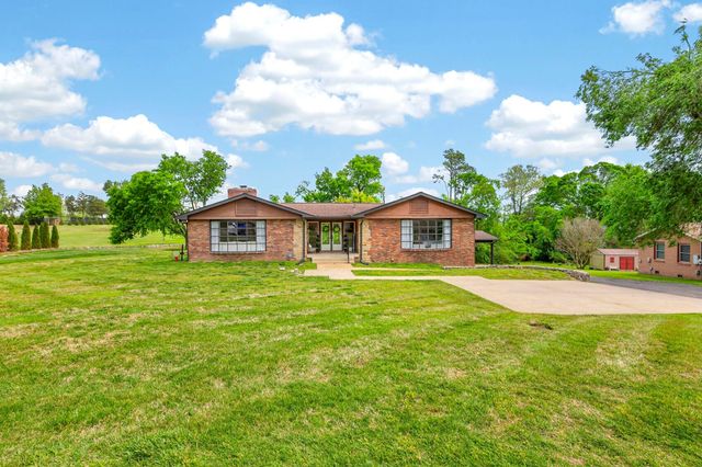 114 Fairways Dr, Hendersonville, TN 37075