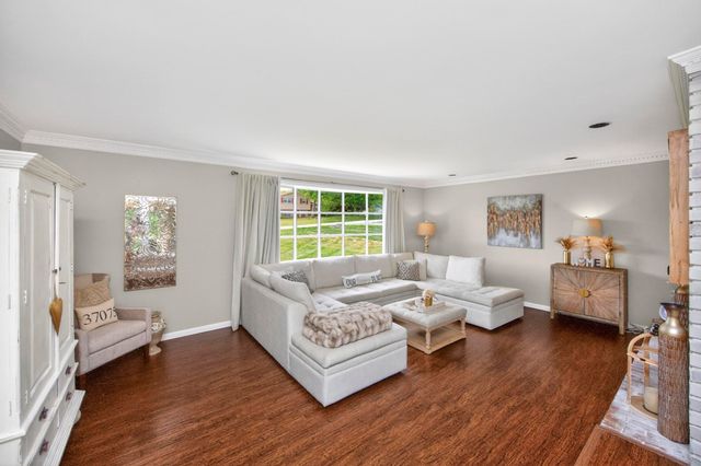 114 Fairways Dr, Hendersonville, TN 37075