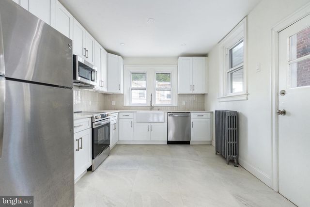 5445 AKRON ST, Philadelphia, PA 19124
