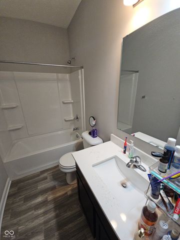 4411 Ringstead Way, Indianapolis, IN 46235