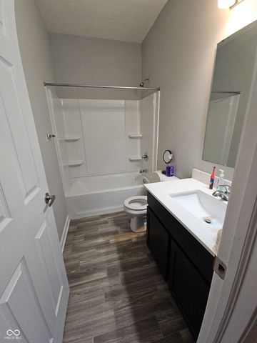 4411 Ringstead Way, Indianapolis, IN 46235