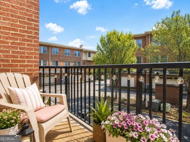 745 Fountainhead Lane NE 111, Atlanta, GA 30324