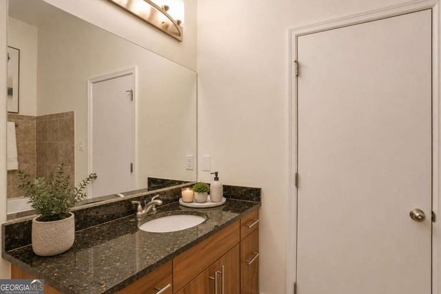 745 Fountainhead Lane NE 111, Atlanta, GA 30324