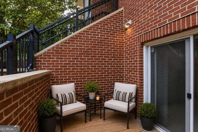 745 Fountainhead Lane NE 111, Atlanta, GA 30324