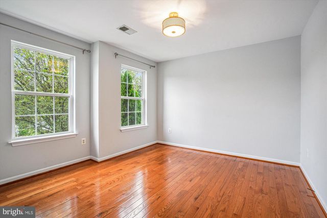 9305 SUMNER LAKE BLVD, Manassas, VA 20110
