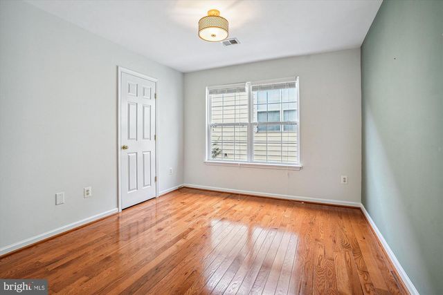 9305 SUMNER LAKE BLVD, Manassas, VA 20110