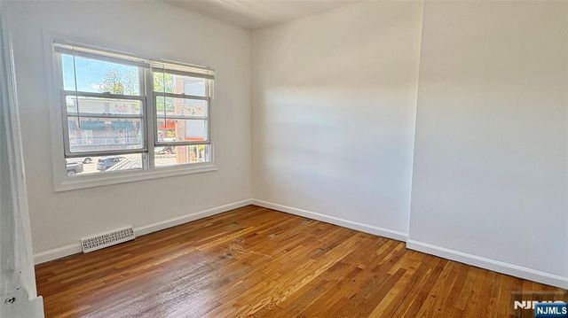 299 Main Street 2, Lodi, NJ 07644