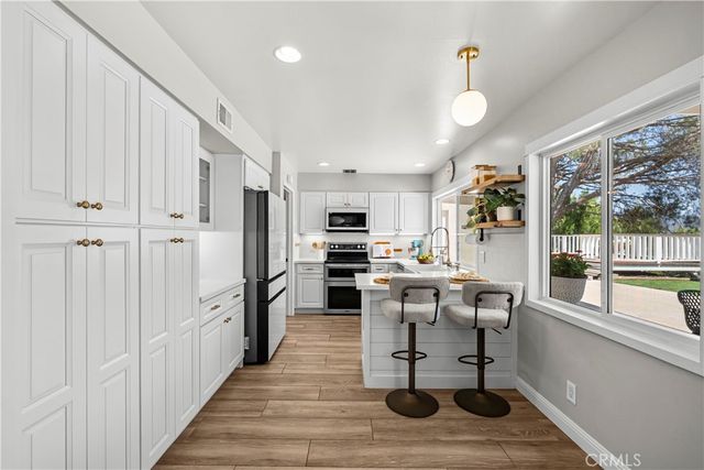 16624 Nearview, Canyon Country, CA 91387