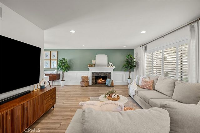 16624 Nearview, Canyon Country, CA 91387