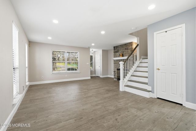 149 Malibu Drive, Eatontown, NJ 07724