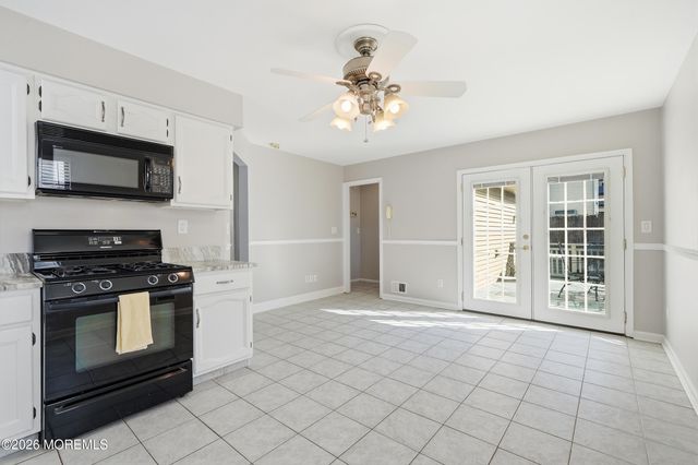 149 Malibu Drive, Eatontown, NJ 07724