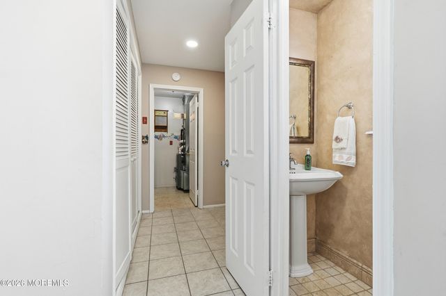 149 Malibu Drive, Eatontown, NJ 07724