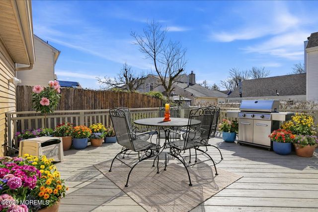 149 Malibu Drive, Eatontown, NJ 07724