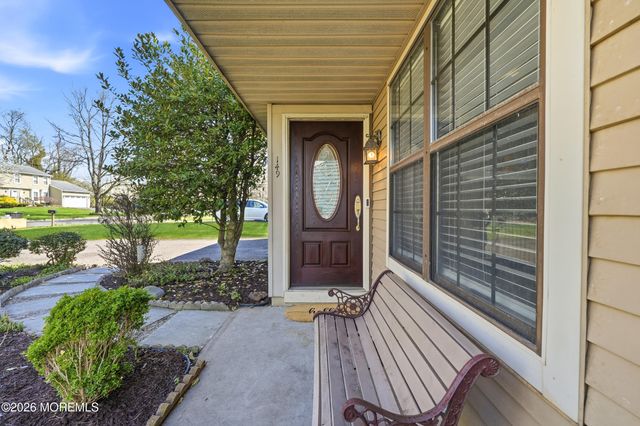 149 Malibu Drive, Eatontown, NJ 07724