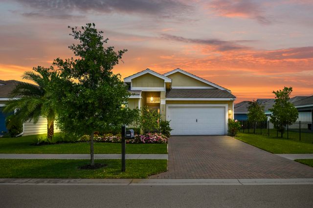 1338 Harvester Crossing, Loxahatchee, FL 33470