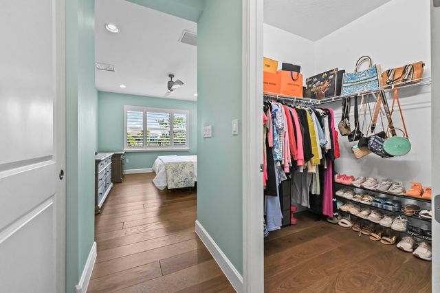 1338 Harvester Crossing, Loxahatchee, FL 33470