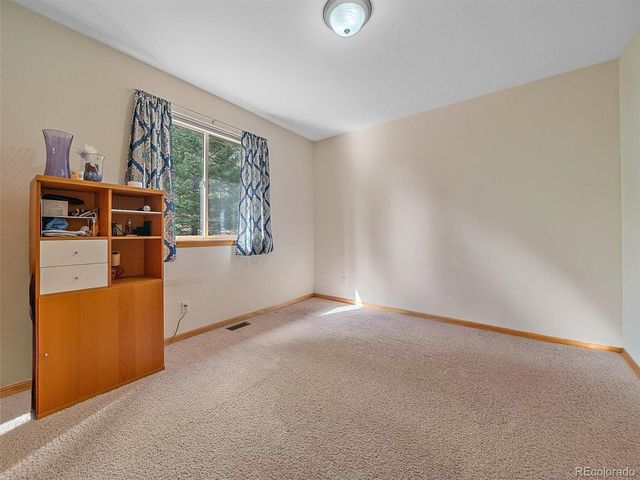 6752 S Columbine Rd, Evergreen, CO 80439