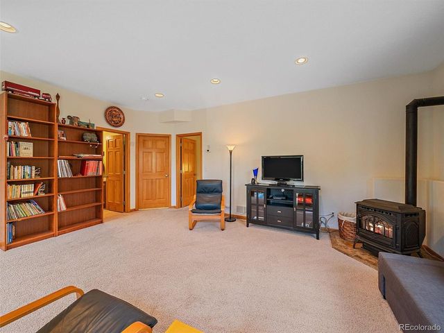 6752 S Columbine Rd, Evergreen, CO 80439