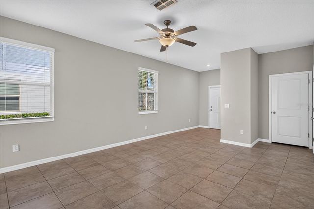 7617 GINGER LILY COURT, Tampa, FL 33619