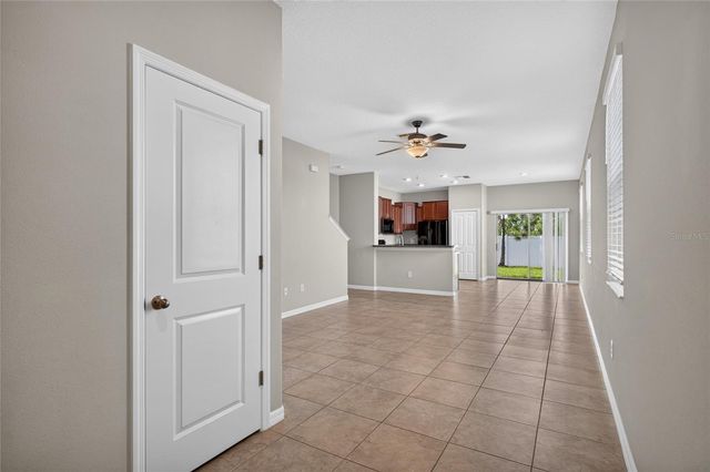 7617 GINGER LILY COURT, Tampa, FL 33619