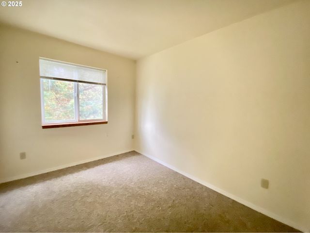 405 S WAHANNA Rd, Seaside, OR 97138