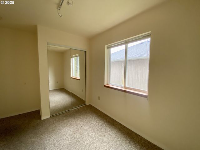 405 S WAHANNA Rd, Seaside, OR 97138