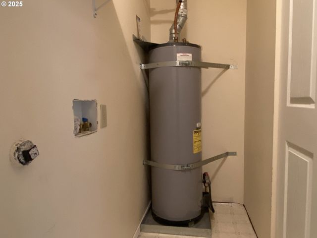 405 S WAHANNA Rd, Seaside, OR 97138