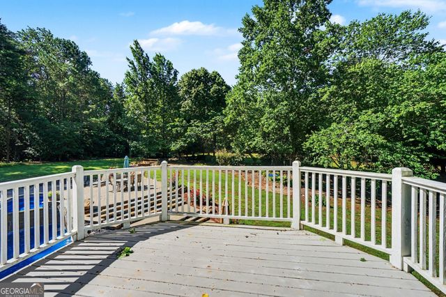 385 Primrose Lane, Pendergrass, GA 30567