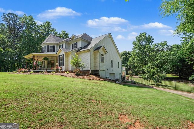 385 Primrose Lane, Pendergrass, GA 30567