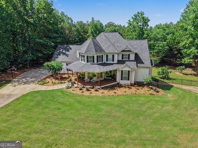 385 Primrose Lane, Pendergrass, GA 30567