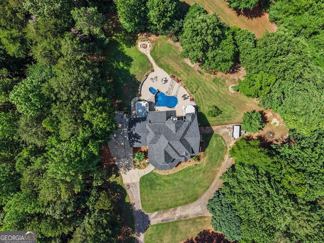 385 Primrose Lane, Pendergrass, GA 30567