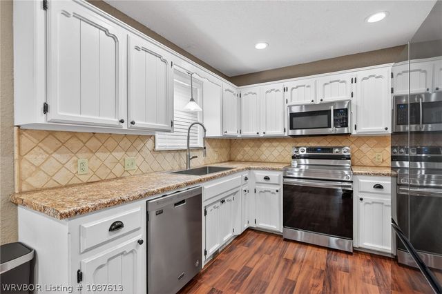 305 Azure Hills Drive, Van Buren, AR 72956