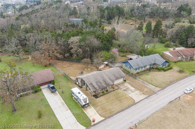 305 Azure Hills Drive, Van Buren, AR 72956